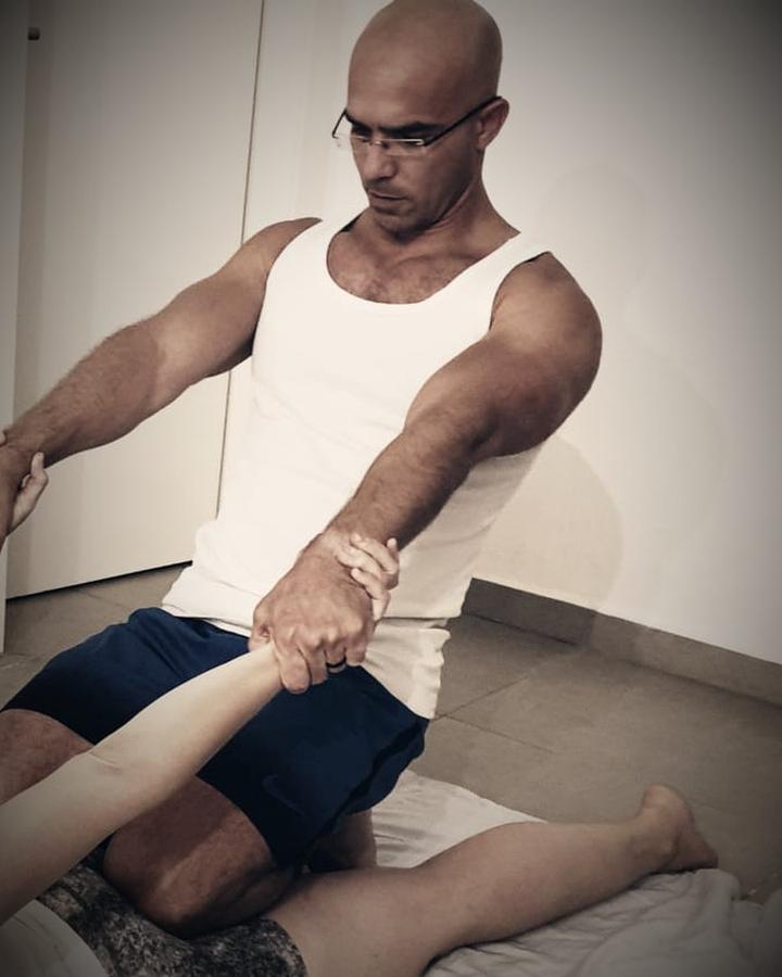 מור אסרף מבצע מתיחה מונחית למטופלת בזמן טיפול
